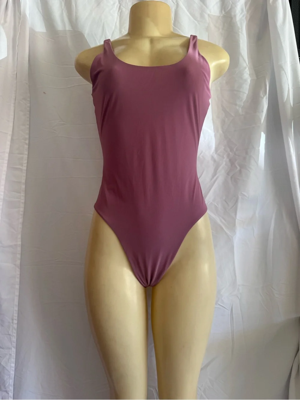 ALO YOGA Mesh Sheer Illusion Bodysuit Top In soft mulberry , Size m